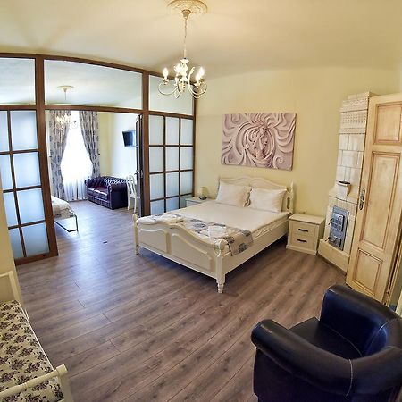 La Maisonnette Brasov Bagian luar foto