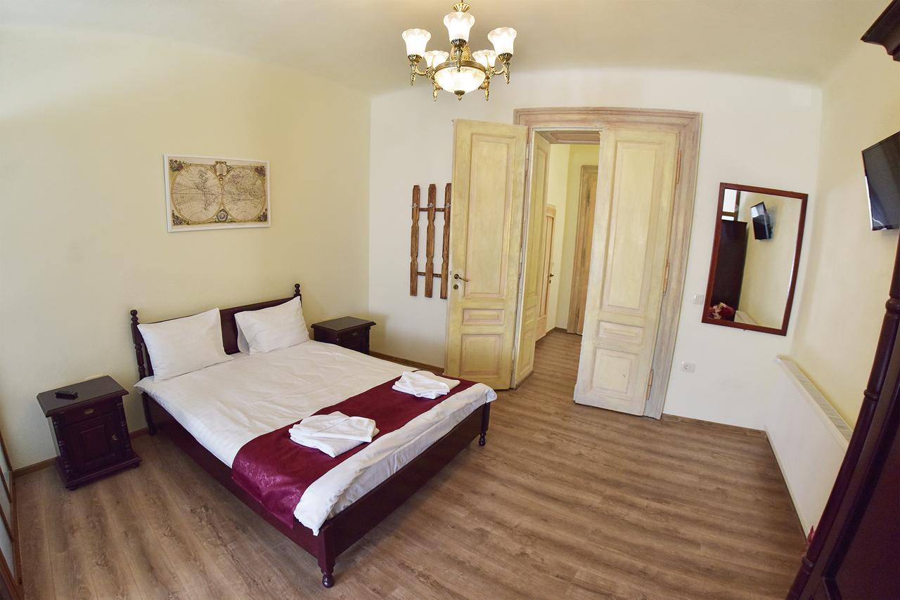 La Maisonnette Brasov Bagian luar foto