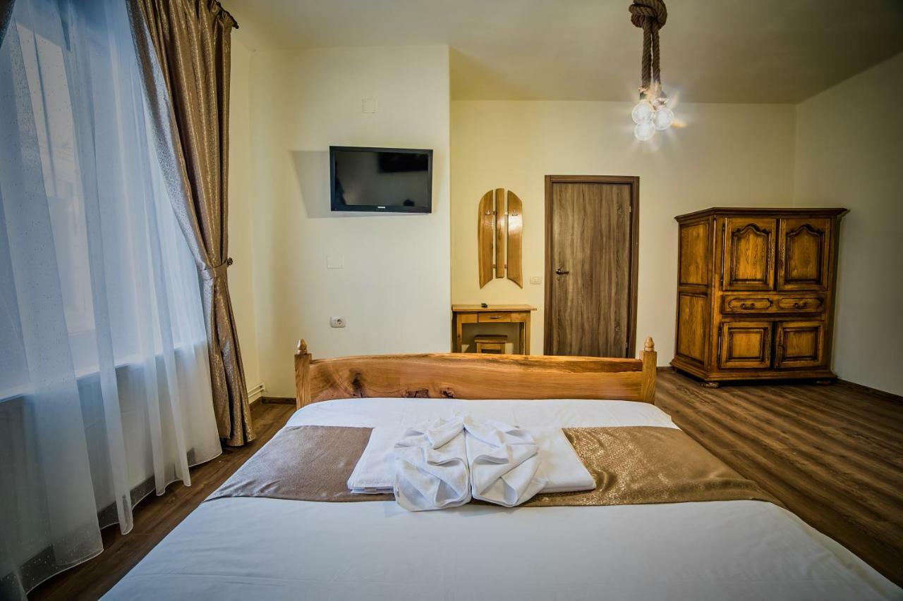 La Maisonnette Brasov Bagian luar foto