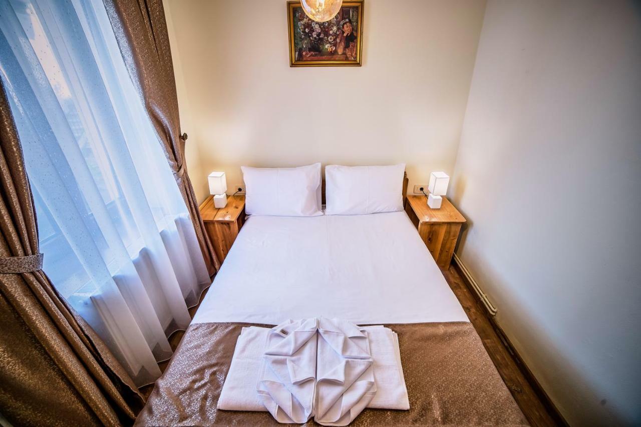 La Maisonnette Brasov Bagian luar foto